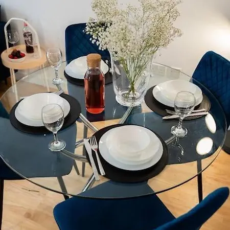 2 Bed Apt In Leeds City Centre Buitenkant foto