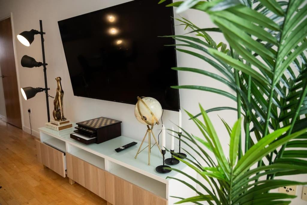 2 Bed In Leeds Centre Leeds (West Yorkshire)